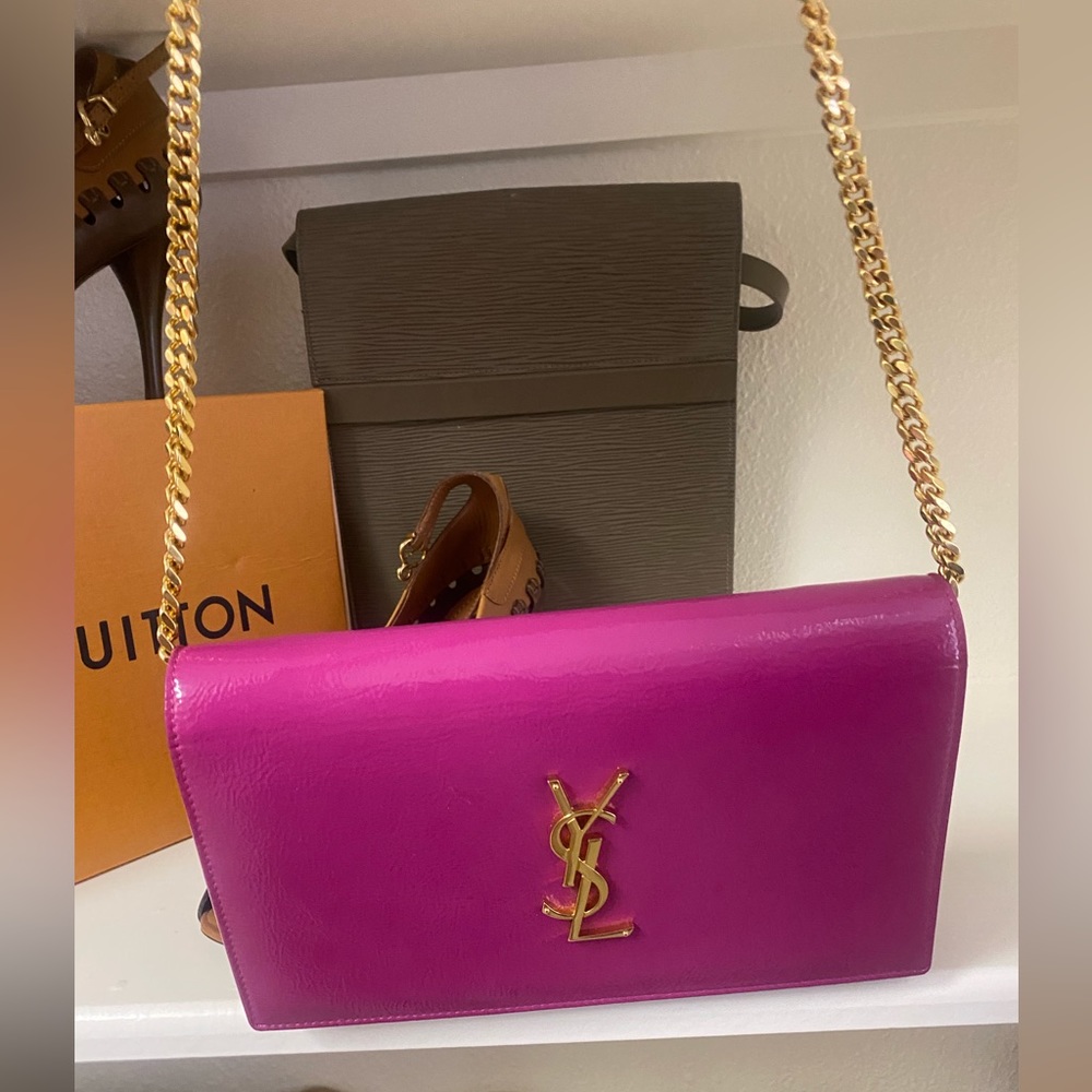Selling my YSL bag never one brand new ..lose box